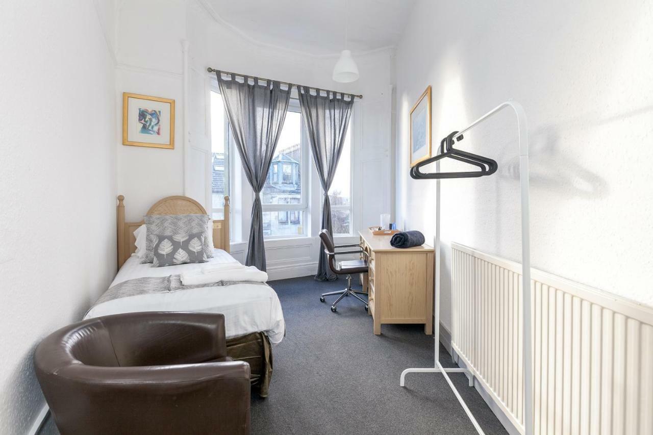 Oakshaw Guesthouse Пейзли Екстериор снимка