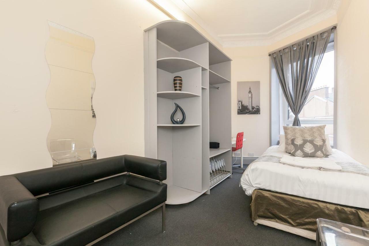 Oakshaw Guesthouse Пейзли Екстериор снимка