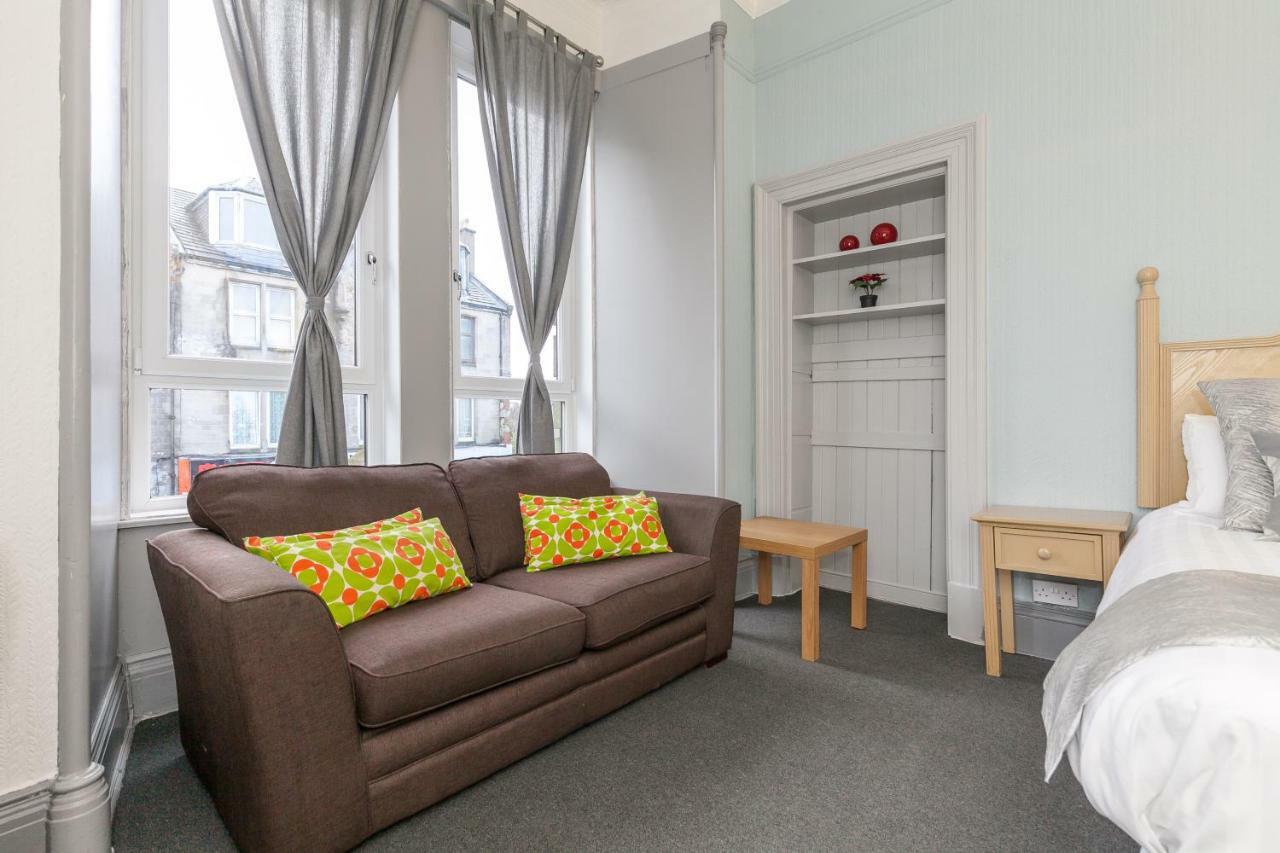 Oakshaw Guesthouse Пейзли Екстериор снимка
